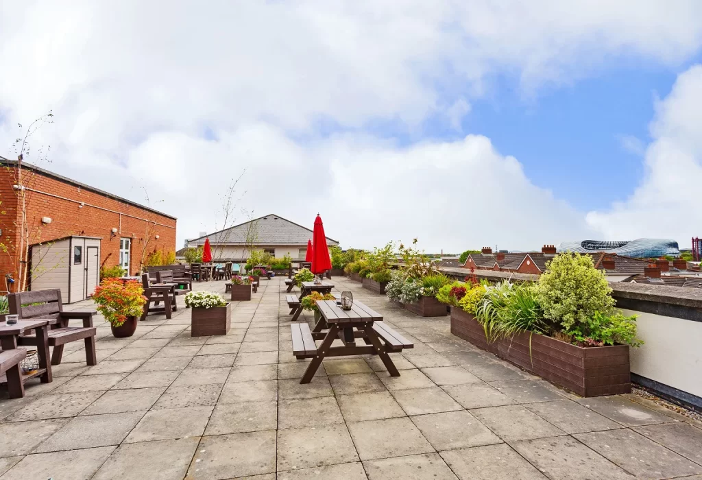 The-Waterside-Roof-Garden